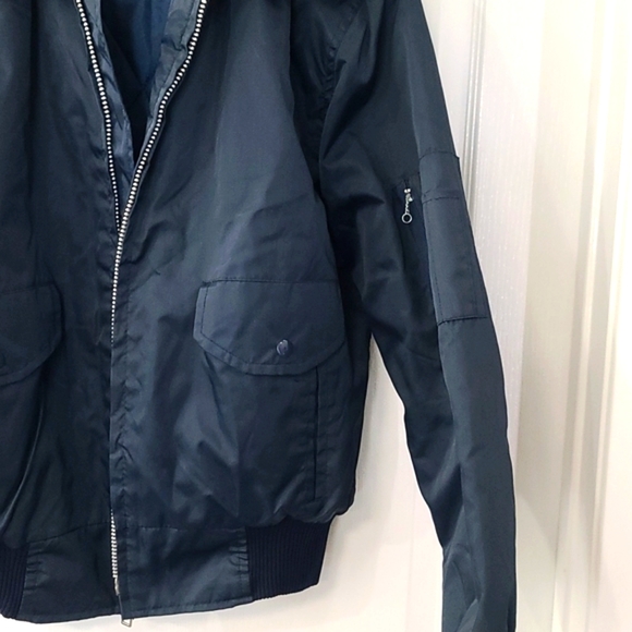 Vintage Gateway Collection Saint Louis bomber jacket. Faux fur collar. Size M. - Picture 2 of 13